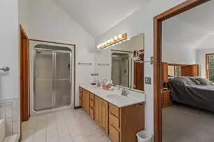 31W003 Irving Park Rd, Elgin, IL 60120 - Photo 20