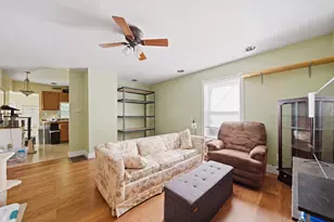 418 E 3rd St, Dixon, IL 61021 - Photo 6