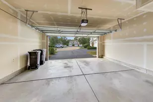 759 Pointe Dr, Crystal Lake, IL 60014 - Photo 16