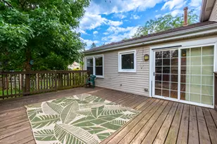 2122 Kensington Dr, Schaumburg, IL 60194 - Photo 34