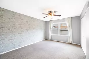 2122 Kensington Dr, Schaumburg, IL 60194 - Photo 14