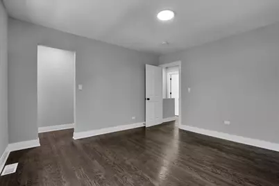 735 E 105th Street, Chicago, IL 60628 - Photo 22