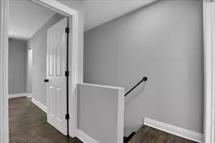 735 E 105th St, Chicago, IL 60628 - Photo 20