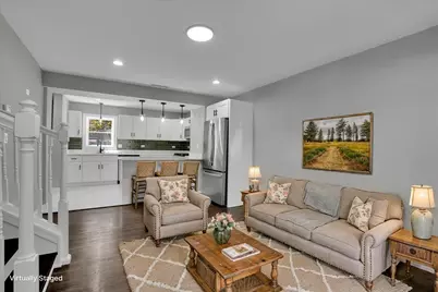 735 E 105th Street, Chicago, IL 60628 - Photo 6