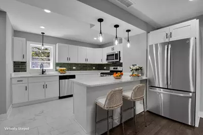 735 E 105th Street, Chicago, IL 60628 - Photo 2