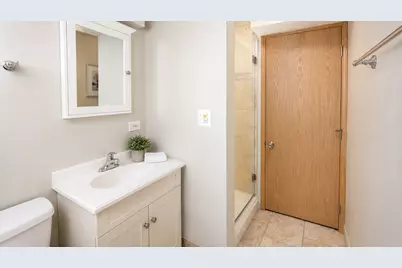 2125 Plainfield Drive, Des Plaines, IL 60018 - Photo 18