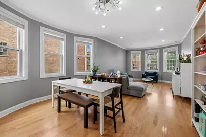 5351 W Foster Avenue, Chicago, IL 60630 - Photo 4