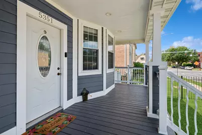 5351 W Foster Avenue, Chicago, IL 60630 - Photo 2