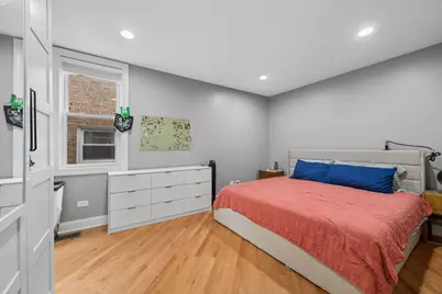 5351 W Foster Avenue, Chicago, IL 60630 - Photo 10