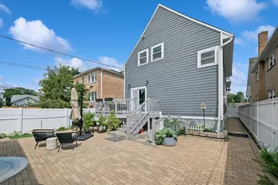 5351 W Foster Avenue, Chicago, IL 60630 - Photo 32