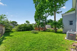 807 Garfield Ave, Belvidere, IL 61008 - Photo 4