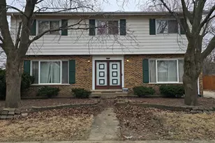 303 Jackson St, Park Forest, IL 60466 - Photo 1