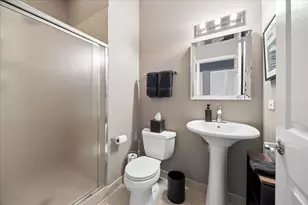 2724 W Cortez St, Chicago, IL 60622 - Photo 14
