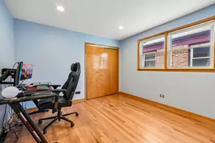 1914 W Farwell Ave, Chicago, IL 60626 - Photo 14
