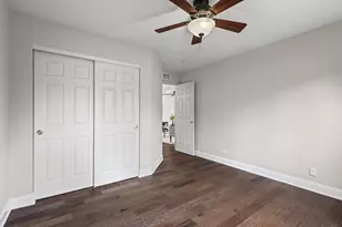 580 S Jade Ln, Round Lake, IL 60073 - Photo 16