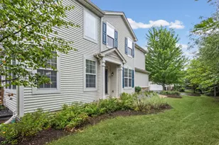 580 S Jade Ln, Round Lake, IL 60073 - Photo 26