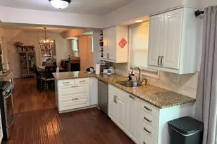 1927 Farmington Ct, Naperville, IL 60565 - Photo 10