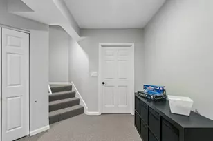 184 Bluebird Ct, Hawthorn Woods, IL 60047 - Photo 40
