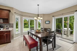184 Bluebird Ct, Hawthorn Woods, IL 60047 - Photo 12