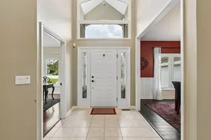 184 Bluebird Ct, Hawthorn Woods, IL 60047 - Photo 4