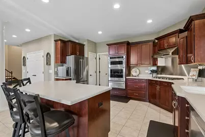 184 Bluebird Court, Hawthorn Woods, IL 60047 - Photo 14