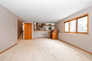 8608 Lamon Ave, Burbank, IL 60459 - Photo 8