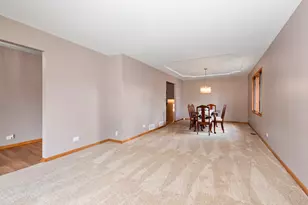 8608 Lamon Ave, Burbank, IL 60459 - Photo 6