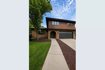 725 N Birchwood Road, Frankfort, IL 60423 - Photo 1