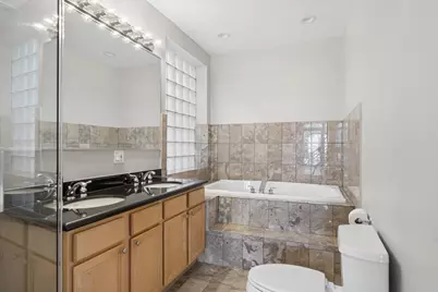 1015 N Hermitage Avenue #B, Chicago, IL 60622 - Photo 22