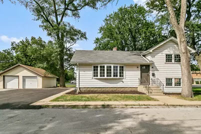 428 E 156th Place, South Holland, IL 60473 - Photo 2