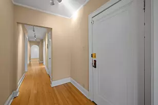 1016 Austin St, Evanston, IL 60202 - Photo 4