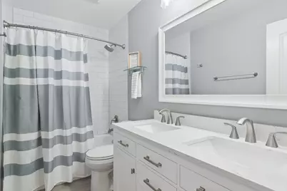 634 Raintree Road, Buffalo Grove, IL 60089 - Photo 20