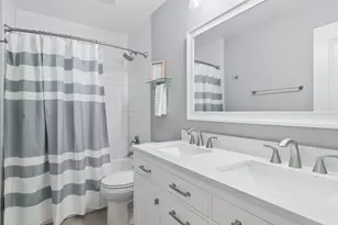 634 Raintree Rd, Buffalo Grove, IL 60089 - Photo 20