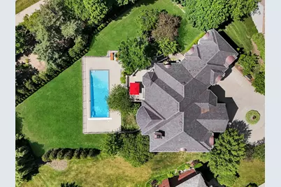 151 Palmer Circle, Vernon Hills, IL 60061 - Photo 2