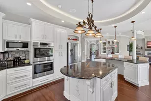 151 Palmer Cir, Vernon Hills, IL 60061 - Photo 16