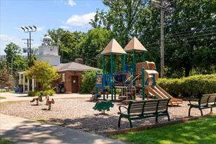 2536 McDaniel Ave, Evanston, IL 60201 - Photo 32