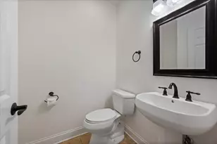 2536 McDaniel Ave, Evanston, IL 60201 - Photo 16