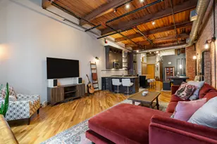 732 S Financial Pl, Chicago, IL 60605 - Photo 12