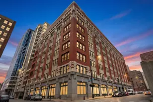 732 S Financial Pl, Chicago, IL 60605 - Photo 1