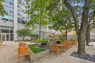 3600 N Lake Shore Dr, Chicago, IL 60613 - Photo 14