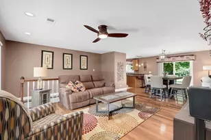7N136 Briargate Terrace, Medinah, IL 60157 - Photo 2