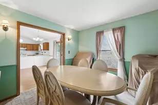 1520 Wicker St, Woodstock, IL 60098 - Photo 12