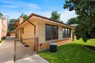 6238 W 63rd St, Chicago, IL 60638 - Photo 1