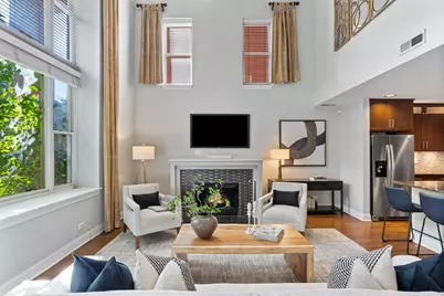 2843 N Lincoln Avenue #103, Chicago, IL 60657 - Photo 2