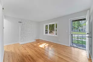 707 S Elmwood Ave, Waukegan, IL 60085 - Photo 4