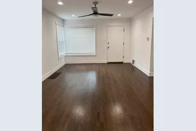 8057 S Saint Louis Avenue, Chicago, IL 60652 - Photo 2