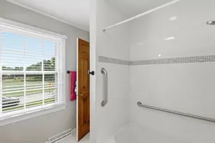 184 Spring Ave, Glen Ellyn, IL 60137 - Photo 20