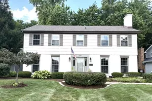 184 Spring Ave, Glen Ellyn, IL 60137 - Photo 1