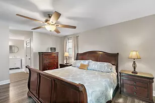 1093 W Stone Creek Cir, Crystal Lake, IL 60014 - Photo 20