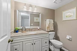1093 W Stone Creek Cir, Crystal Lake, IL 60014 - Photo 18